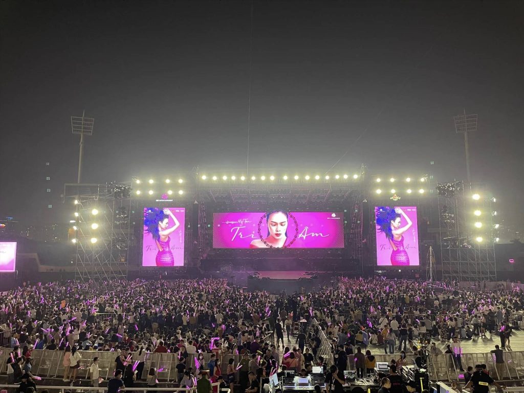 màn hình led là gì- trải nghiệm của người dùng màn hình led trong sự kiện âm nhạc